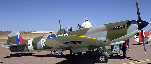 Supermarine Spitfire Mk IX replica N1940K, Cactus Fly-in, March 3, 2012